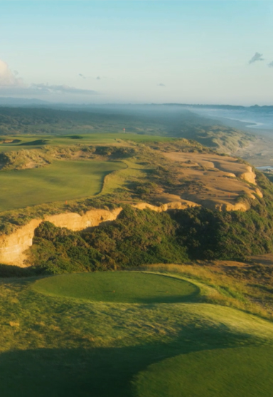 Bandon Dunes Hole 16 green overlooking coastal headlands